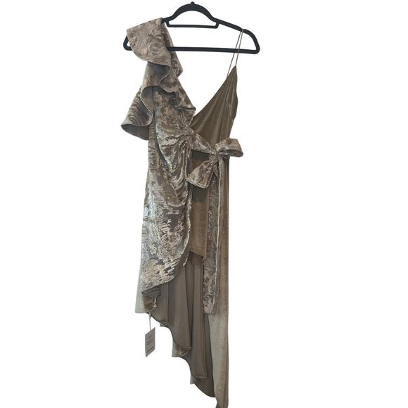Self-Portrait NWT Champagne Velvet Devore Wrap Dress Size 2 Asymmetrical Hem - Picture 4 of 13